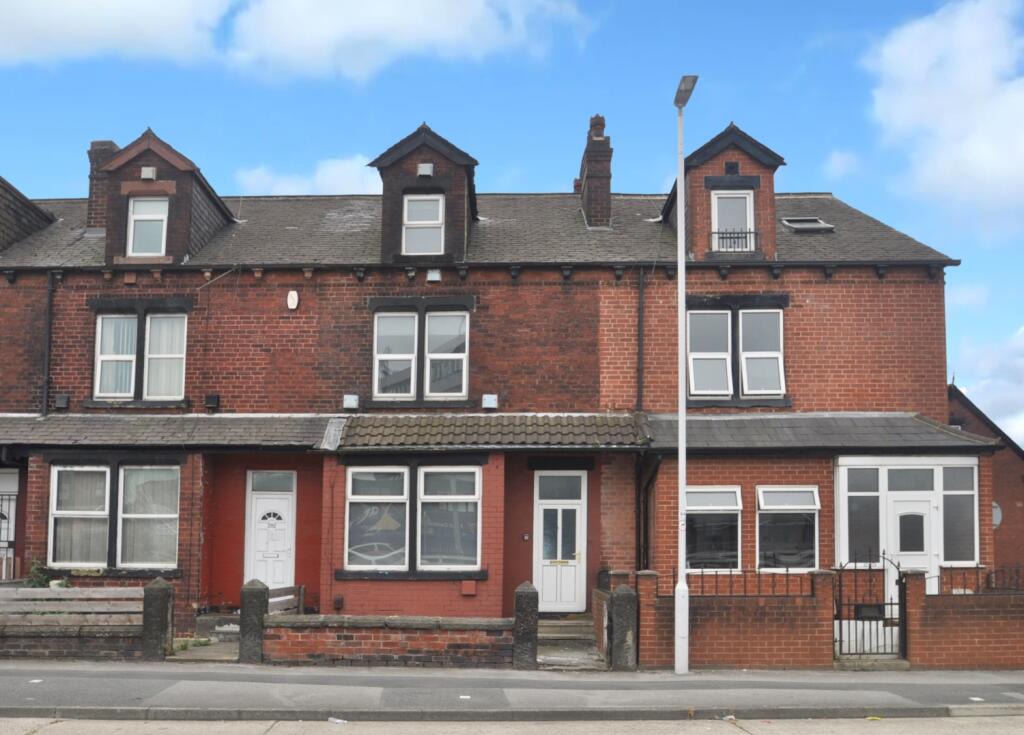 Main image of property: 290 York Road, Leeds, West Yorkshire, LS9 9DN