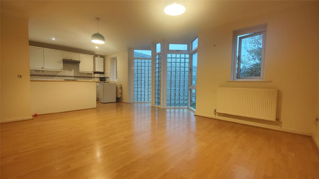 Main image of property: Maple Court, 2 Durham Road, Sidcup, DA14