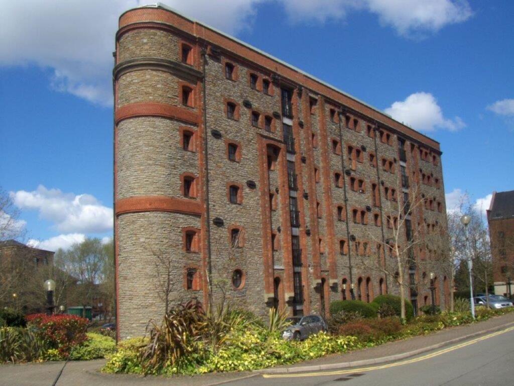 Main image of property: Spillers & Bakers, Schooner Way, Cardiff Bay