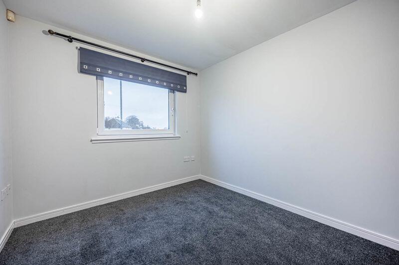 Flat to rent on Silverbanks Court, Cambuslang