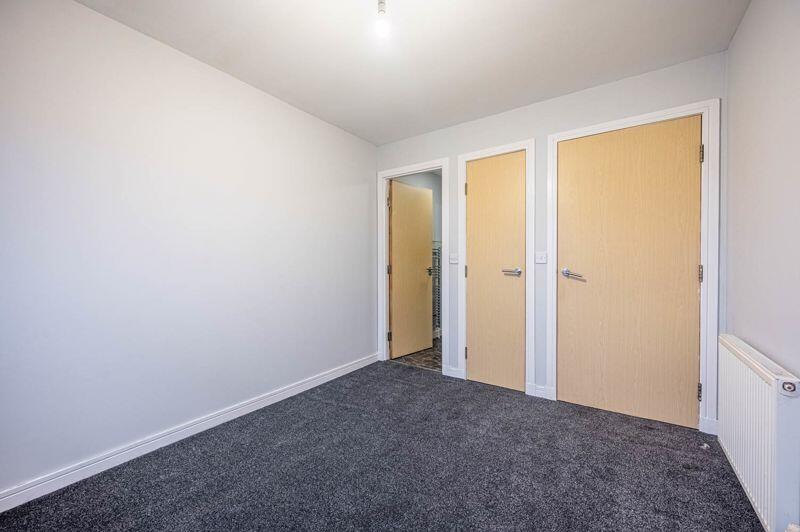Flat to rent on Silverbanks Court, Cambuslang