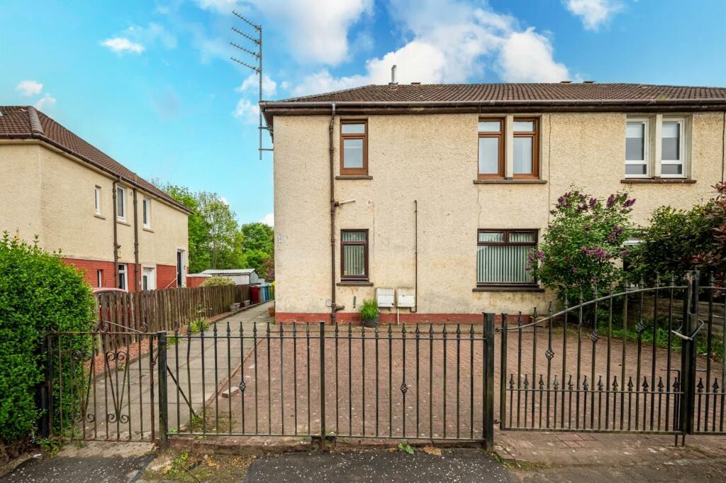 2 bedroom ground floor flat for sale in Overton Road, Cambuslang