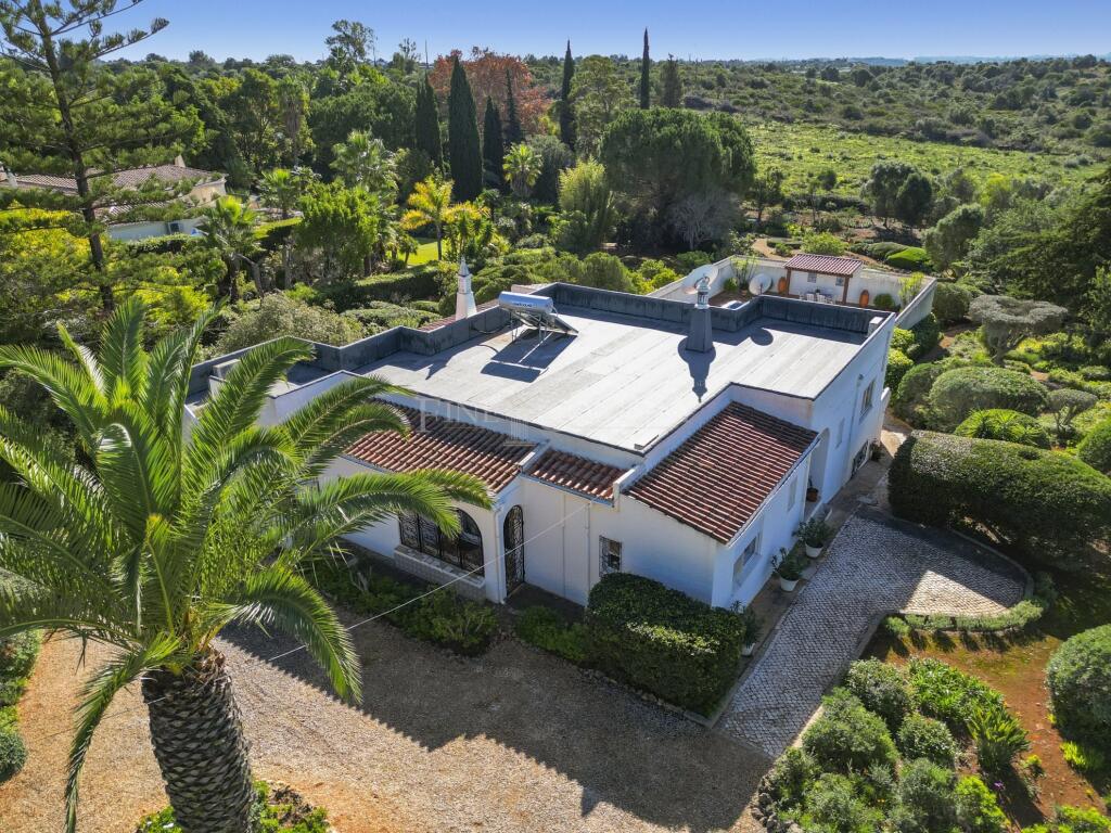 Main image of property: Algarve, Alvor