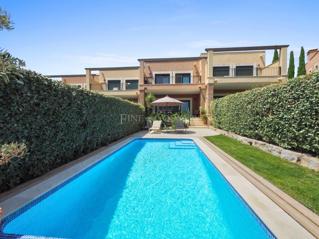 Main image of property: Algarve, Carvoeiro