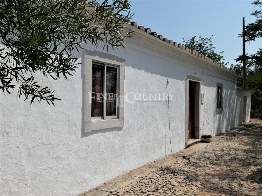 Main image of property: Algarve, Santo Estêvão
