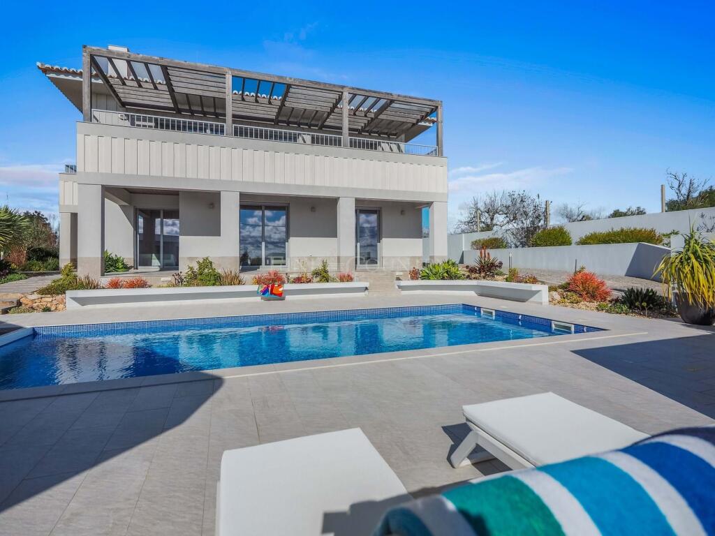 Main image of property: Algarve, São Bartolomeu de Messines