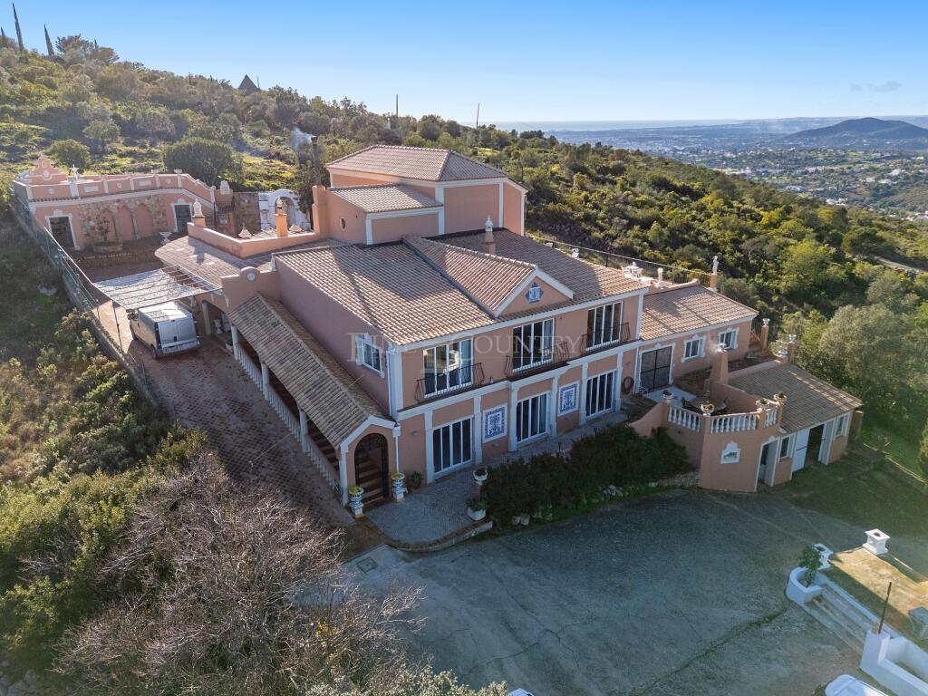 Main image of property: Algarve, Santa Bárbara de Nexe