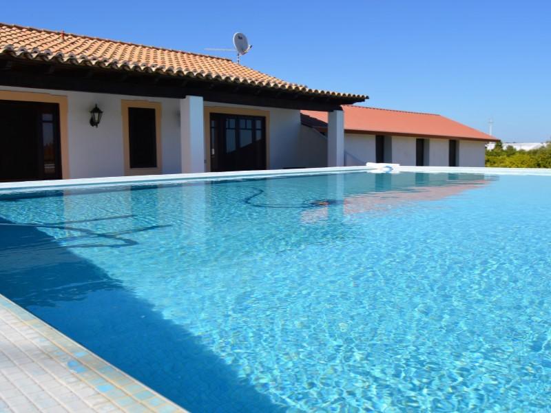 4-bedroom-farm-house-for-sale-in-algarve-tavira-santa-maria-e