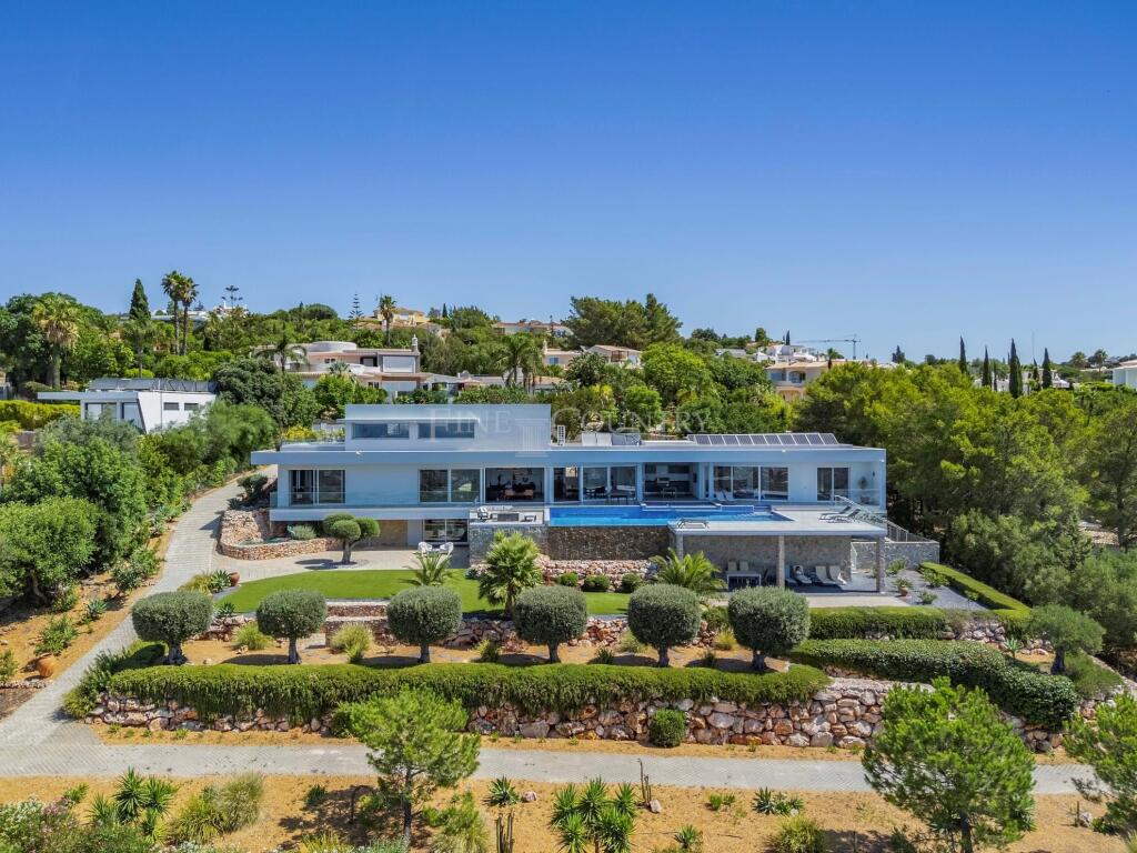 Main image of property: Algarve, Santa Bárbara de Nexe
