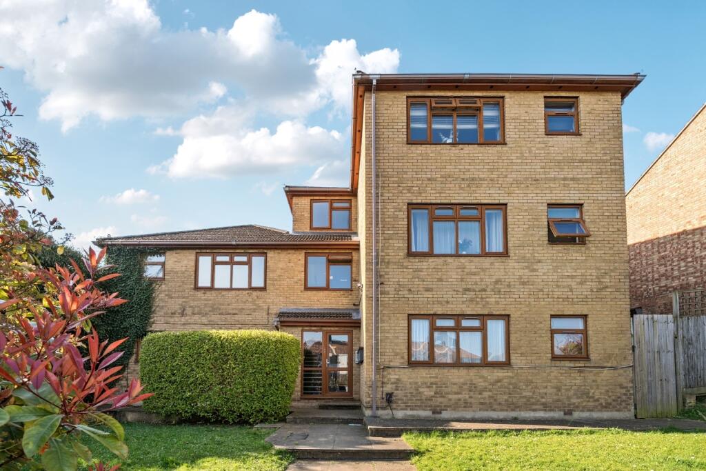 Main image of property: Mayplace Road East Bexleyheath DA7