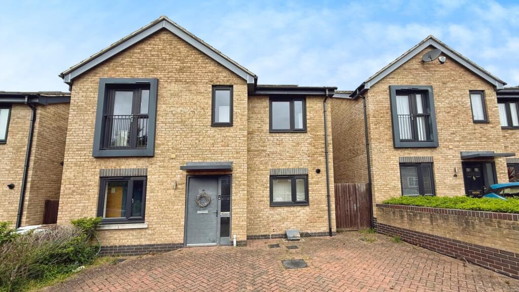 Main image of property: Pinnacle Hill Bexleyheath DA7