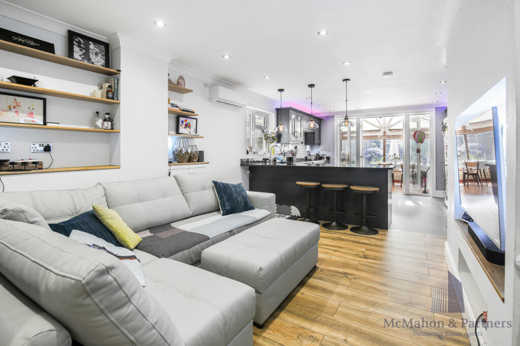 Main image of property: John Ruskin Street, London, SE5