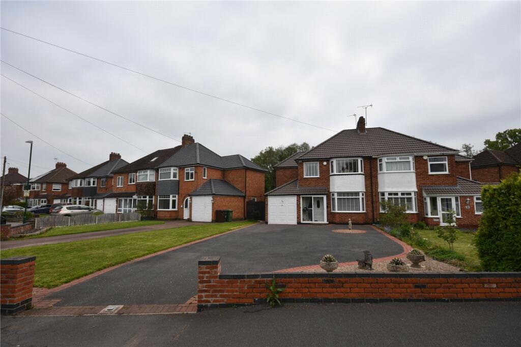 3 bedroom semidetached house for sale in Bickenhill Road, Marston