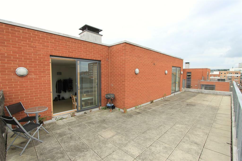 1 bedroom flat for rent in Smithfield Apartments, Rockingham Street