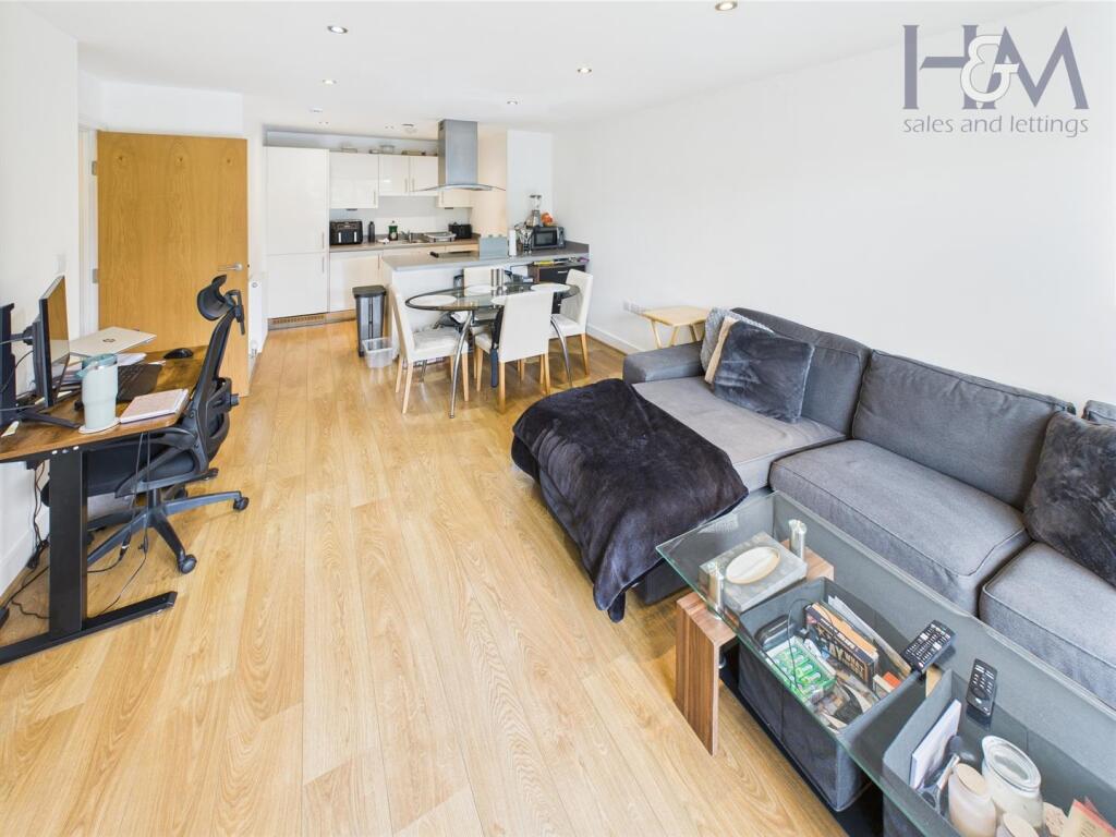 Main image of property: Woolners Way, Stevenage, SG1 3BT