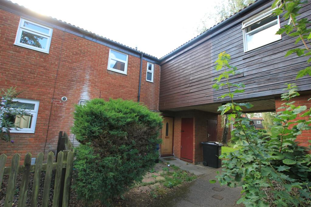 Main image of property: Skipton Close, Stevenage, SG2 8TN