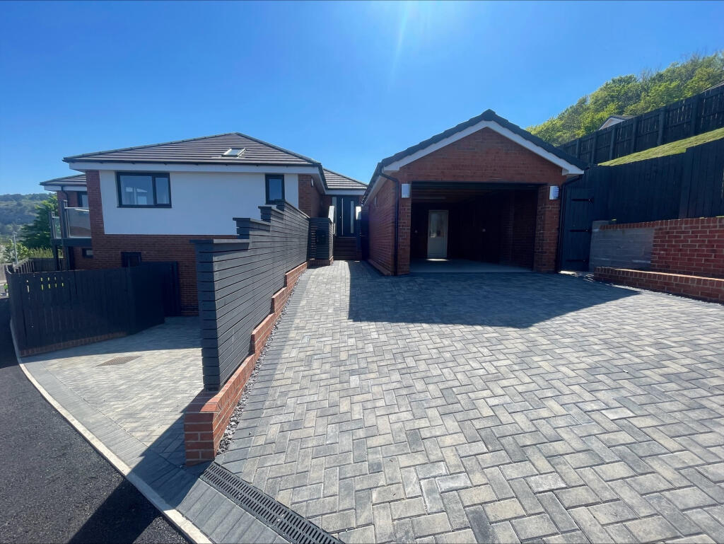 Main image of property: Parc Llindir, Llanddulas, LL22 8JR