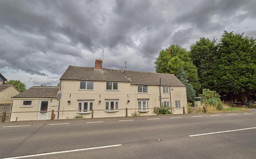 Main image of property: The Tollgate, Osbaston, Nuneaton