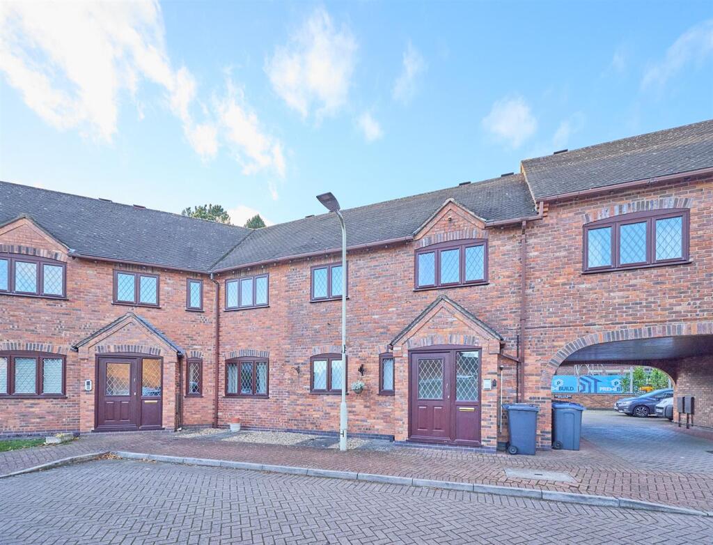 Main image of property: Windsor Court, Burbage