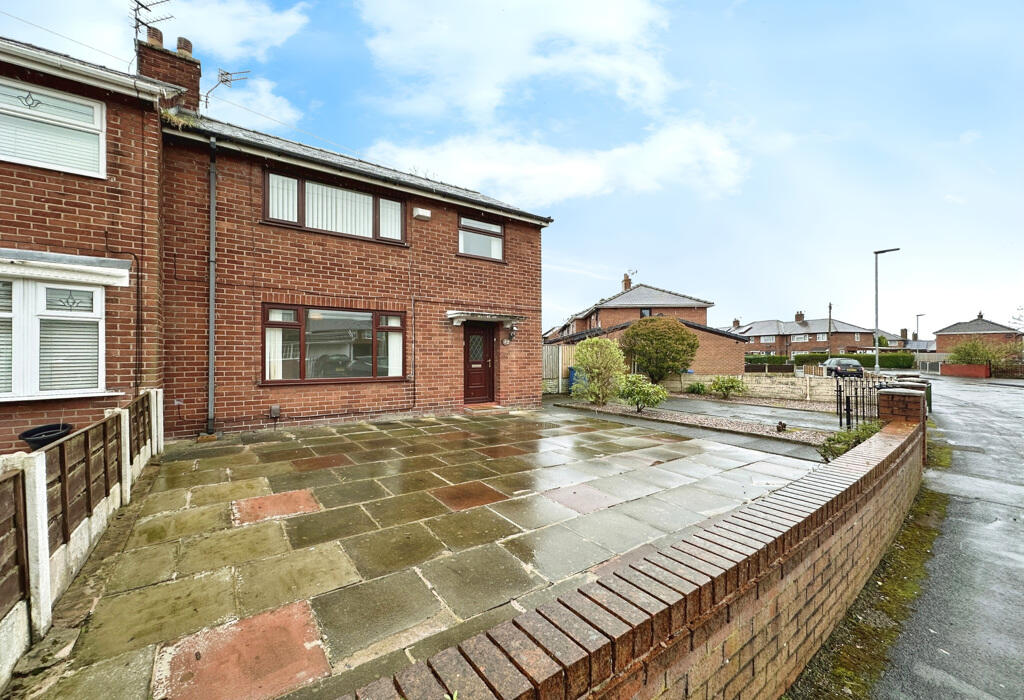3 bedroom semi-detached house for sale in Honister Avenue, Warrington, Cheshire, WA2