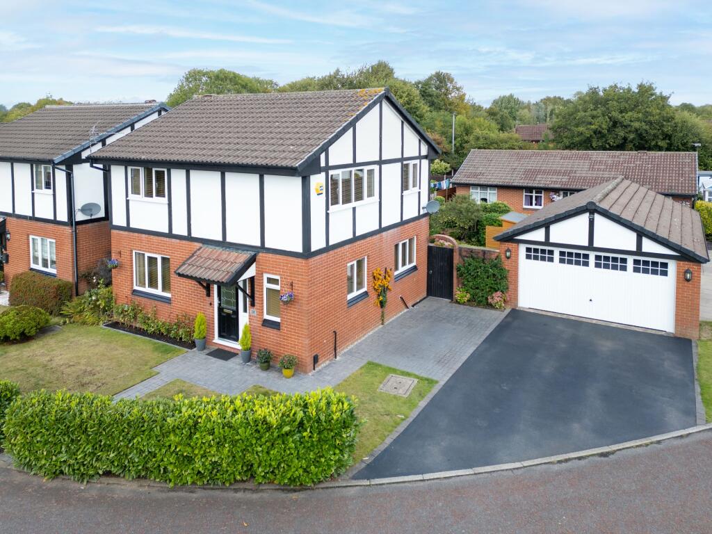 Main image of property: Gables Close, Fearnhead, WA2