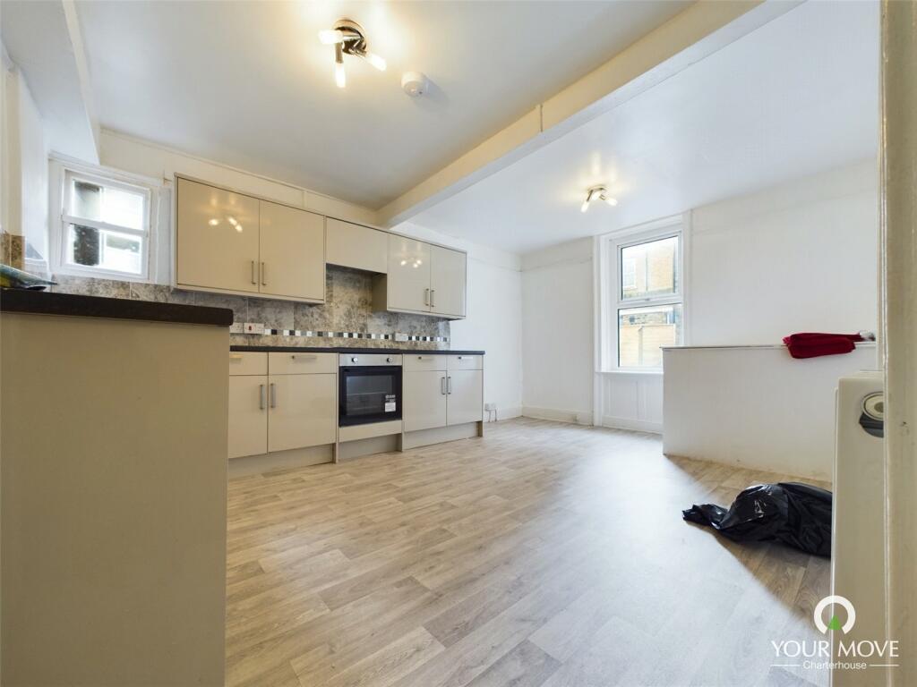 3 bedroom flat for rent in Herbert Place, Margate, Kent, CT9