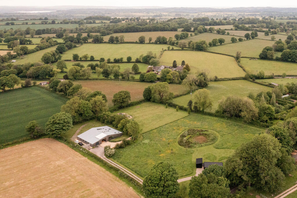 Additional property image - Bennetts Lane, Wells, Somerset