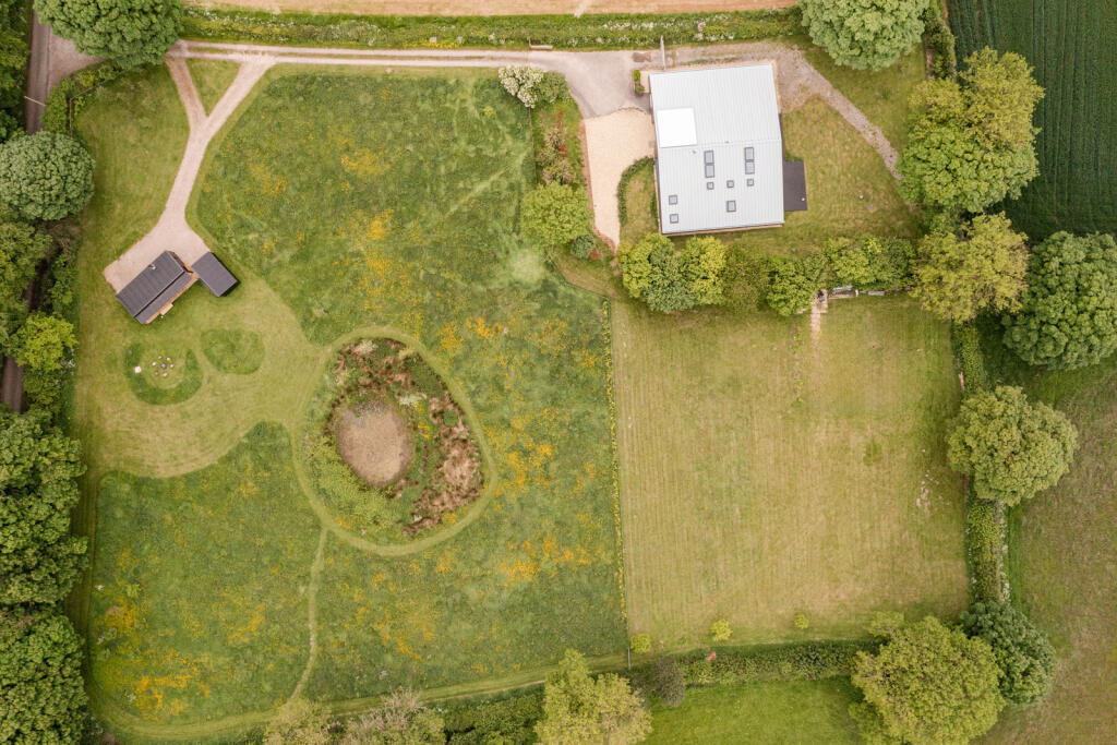 Additional property image - Bennetts Lane, Wells, Somerset