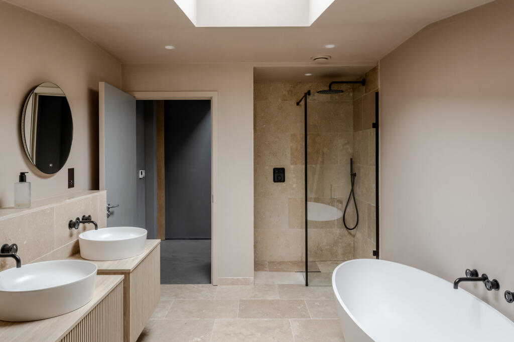 Additional property image - Bennetts Lane, Wells, Somerset