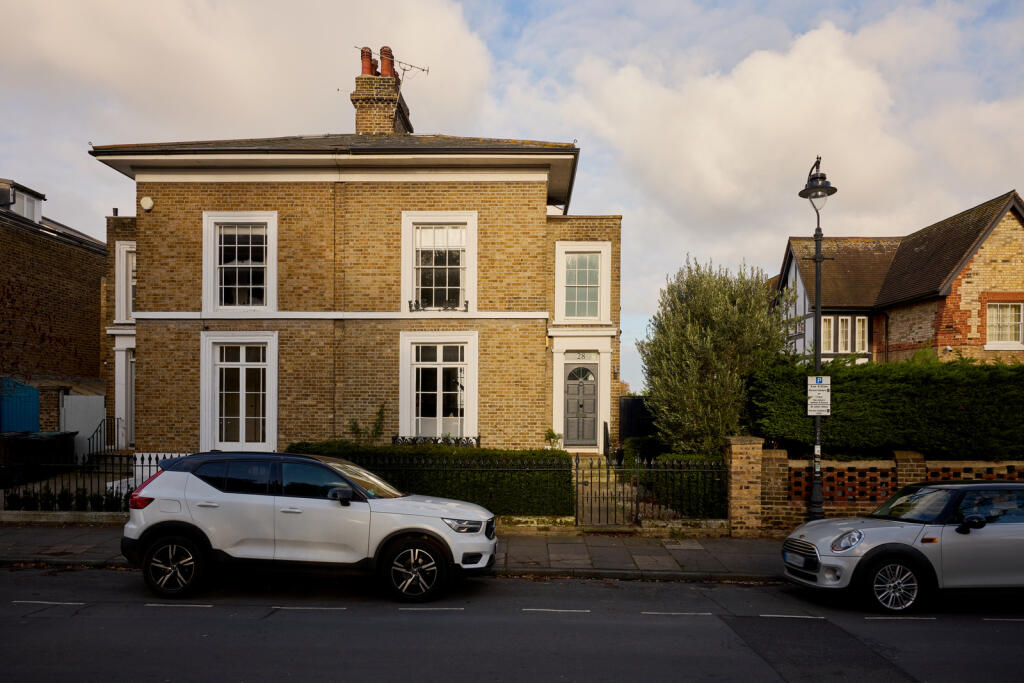 Additional property image - Clarence Place, Gravesend, Kent