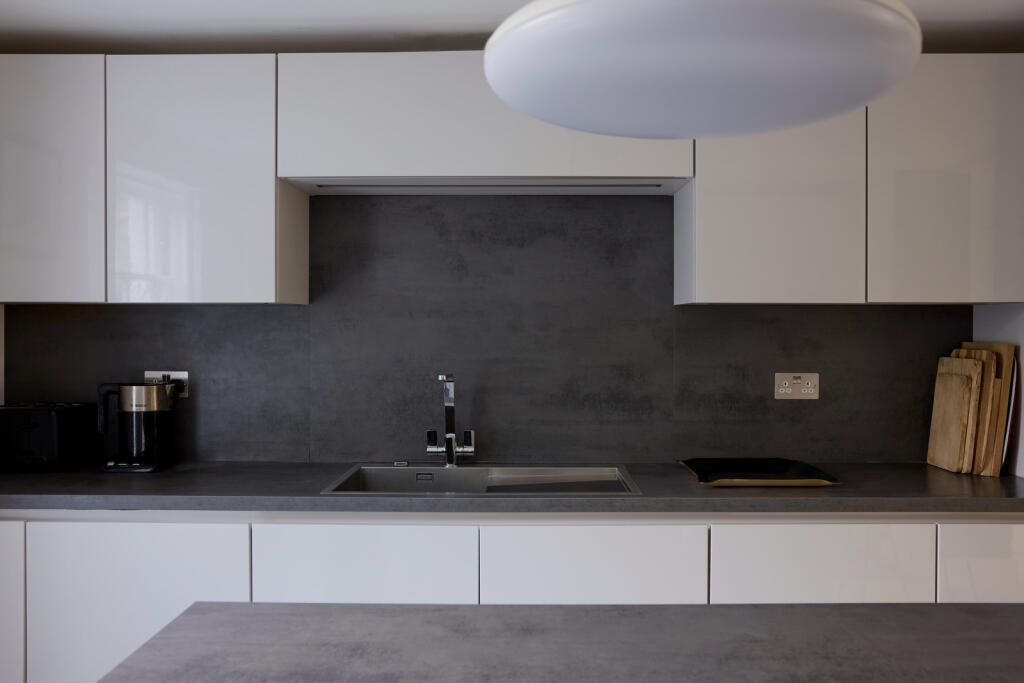 Additional property image - Clarence Place, Gravesend, Kent