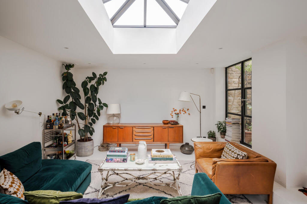 Main image of property: Rudloe Road II, London SW12