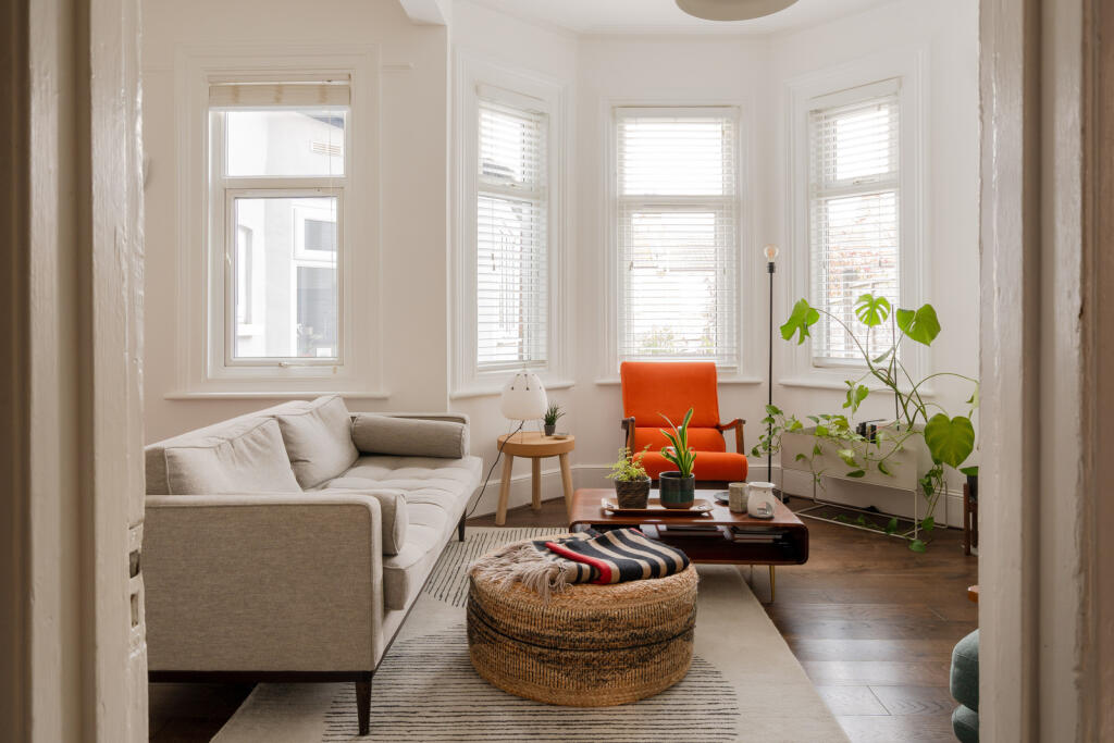 Main image of property: Tottenhall Road, London N13