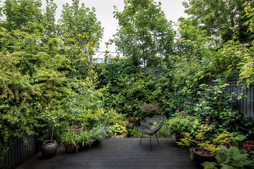 4 bedroom terraced house for sale in Calais Street, London SE5