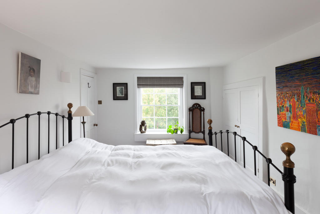 2 bedroom terraced house for sale in Richmond Place, Bath, Somerset, BA1