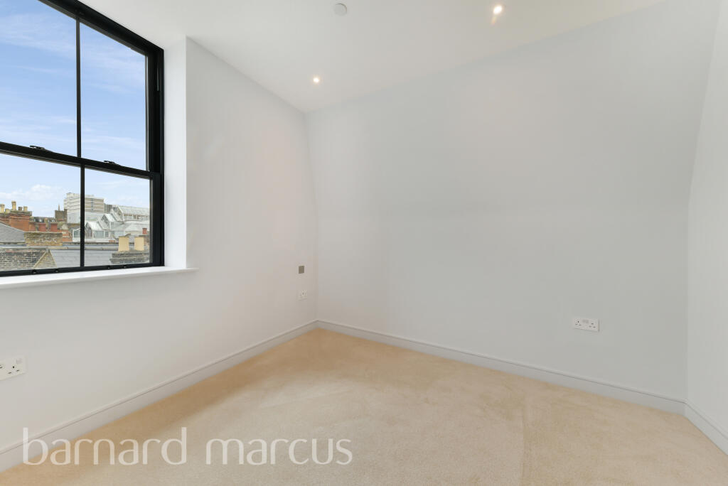 Main image of property: High Street, SUTTON