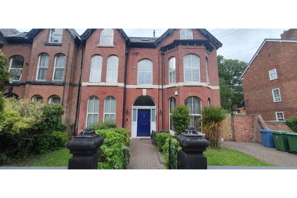 2 bedroom apartment for rent in 11 Bertram Road, Liverpool ...