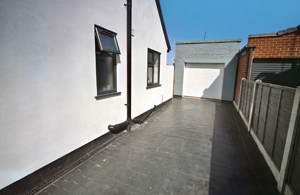 4 bedroom detached house for sale in Coniston Road, Palmers Cross, Wolverhampton, West Midlands, WV6