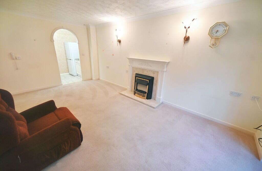 1 bedroom retirement property for sale in Beechwood Court, Corfton