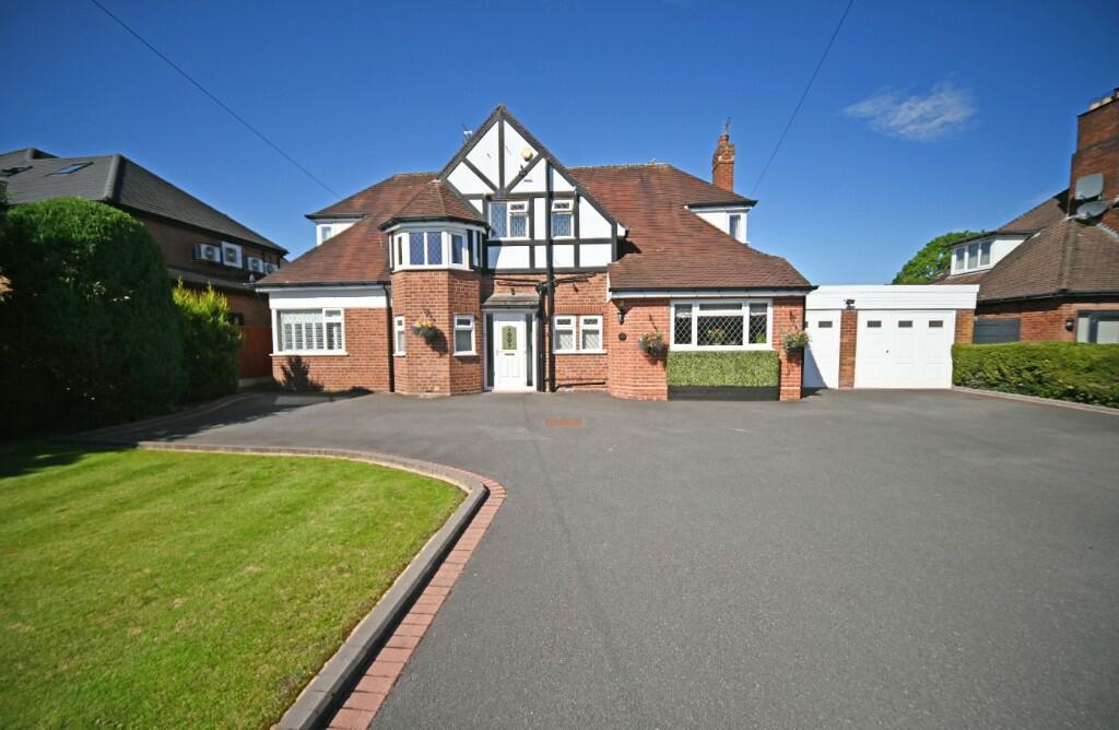 4 bedroom detached house for sale in Keepers Lane, Tettenhall