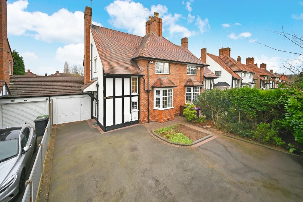 4 bedroom semidetached house for sale in Coalway Road, Penn