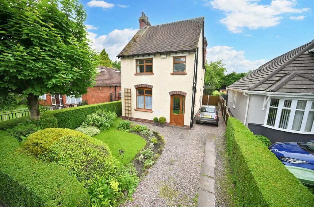 3 bedroom detached house for sale in Amos Lane, Wednesfield