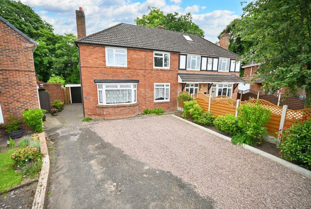 Main image of property: Kinfare Drive, Tettenhall, Wolverhampton, West Midlands, WV6