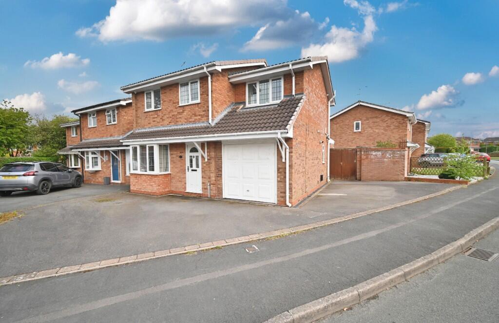 Main image of property: St. Andrews Drive, Perton, Wolverhampton, WV6