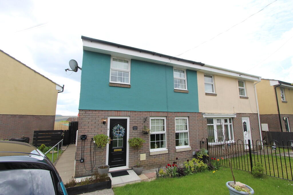 Main image of property: Pen-y-Dre, Rhymney