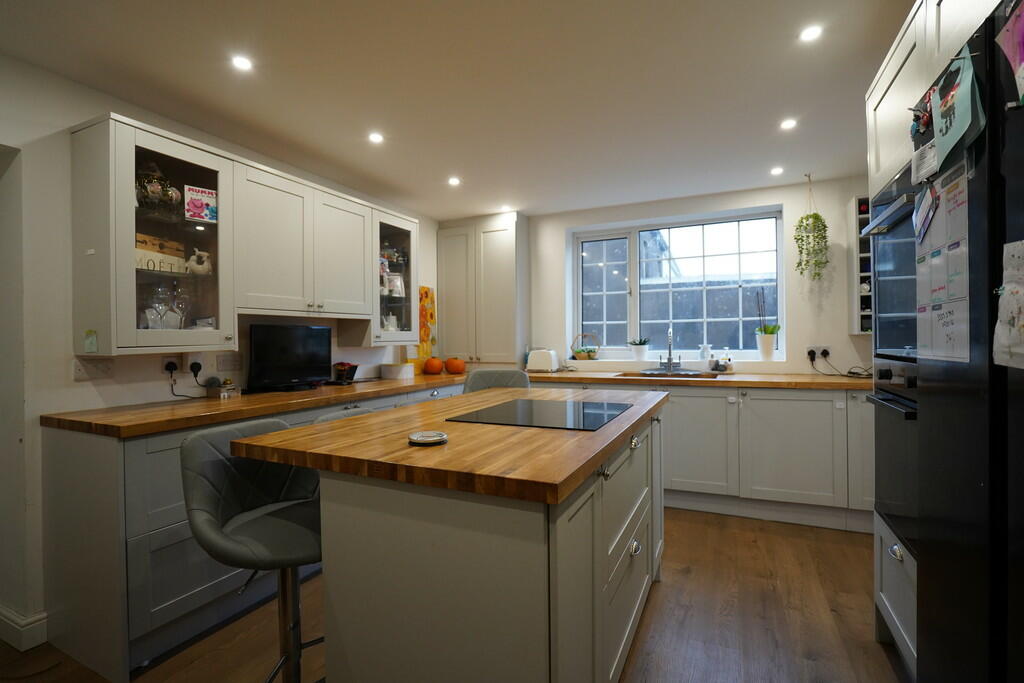 Additional property image - 53 Edward Street