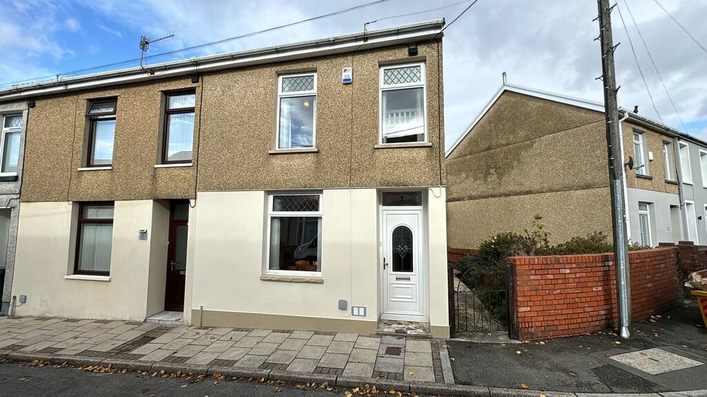 Main image of property: Penyard, Merthyr Tydfil