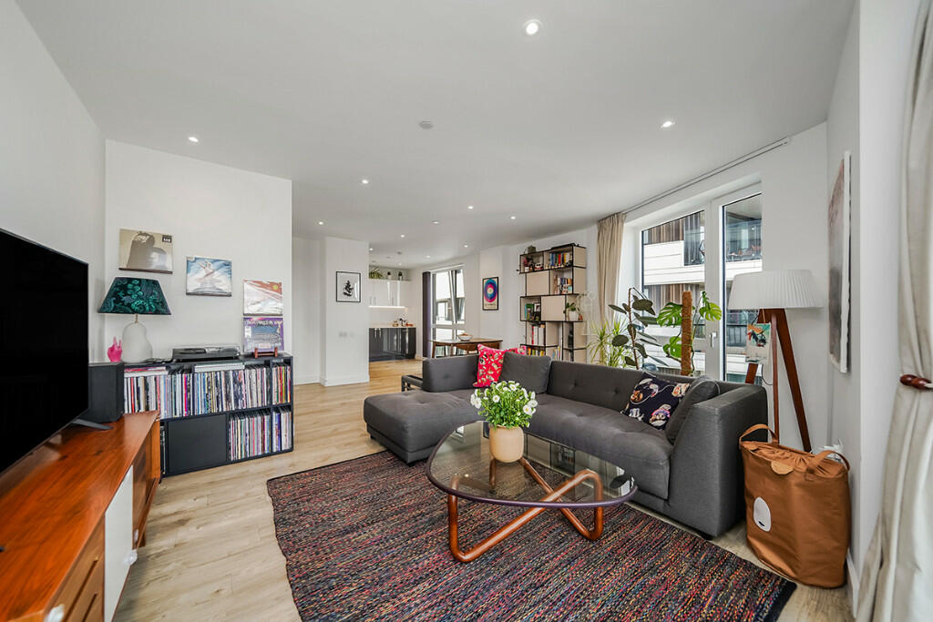 Main image of property: Beck Square, London, E10