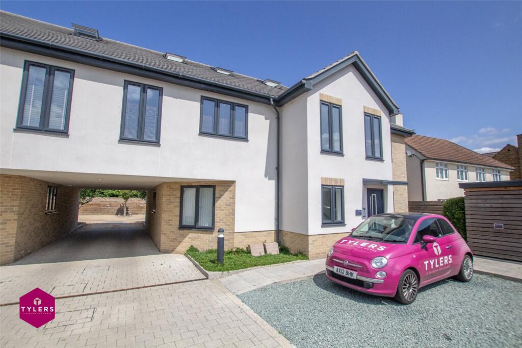 Main image of property: Bell Road, Bottisham, Cambridge, Cambridgeshire, CB25