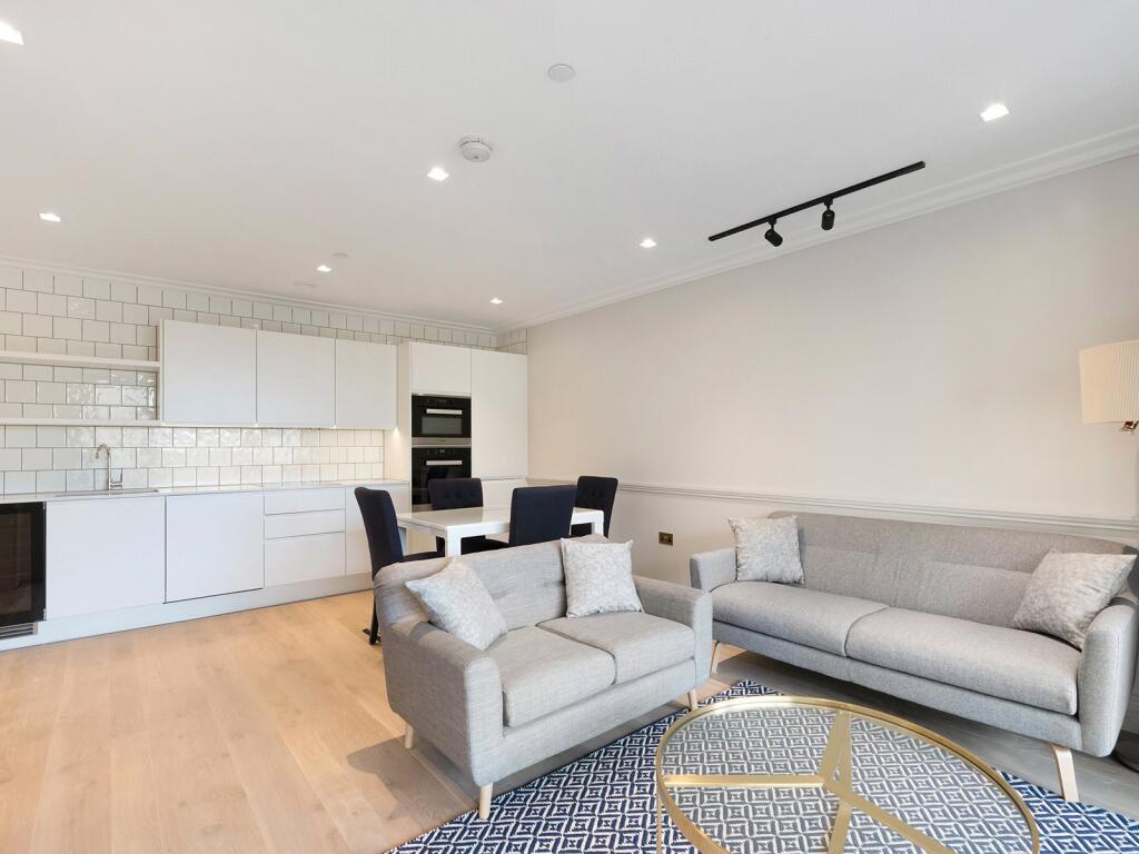 Main image of property: Queen's Wharf, 2 Crisp Road, W6